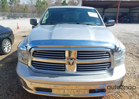 2015 Ram 1500 Big Horn z USA, uszkodzony, nr VIN 1C6RR6LT8FS505066